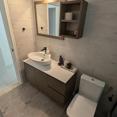 Feraklion House Holiday home Haraki