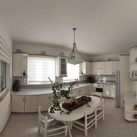 Feraklion House Holiday home *